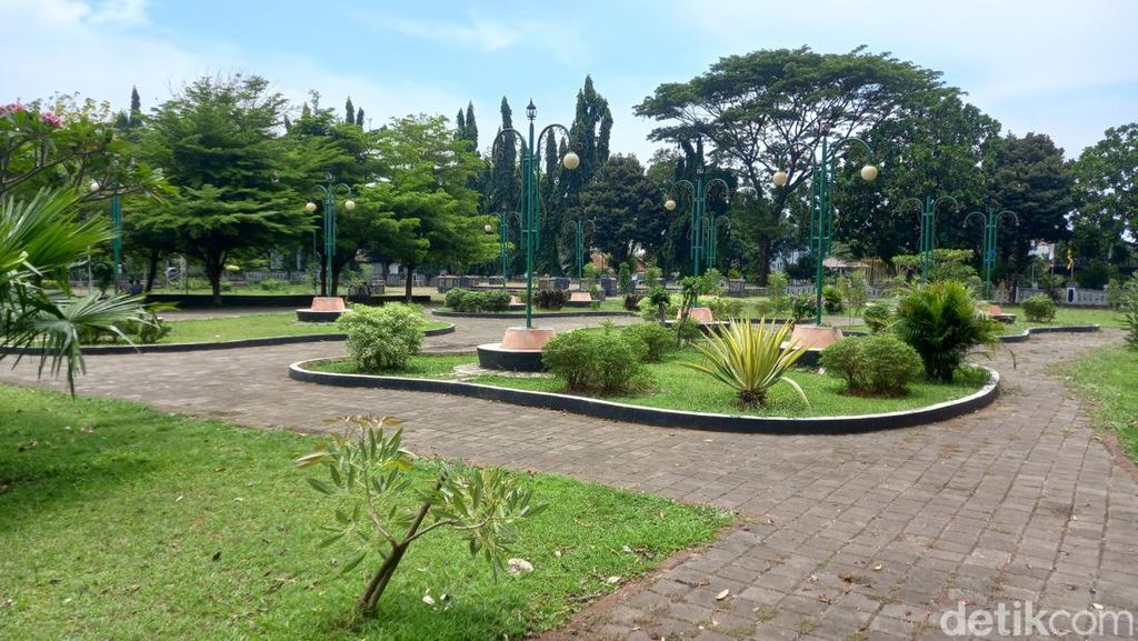 Alun-alun Subang.